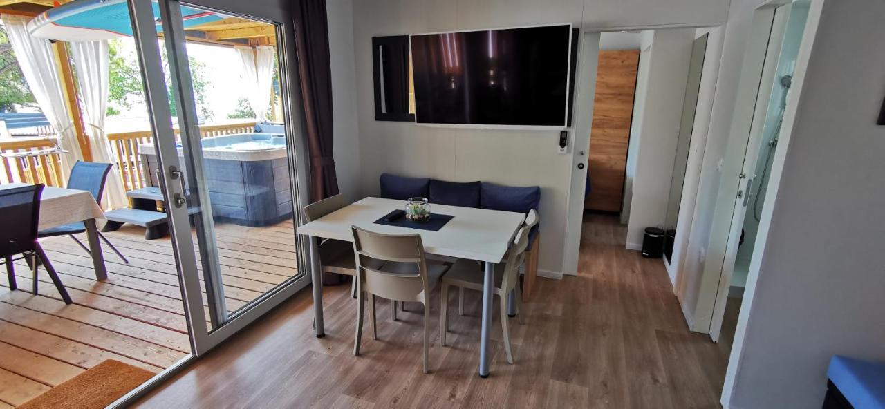 Mobile Home Kmz Селце Екстериор снимка